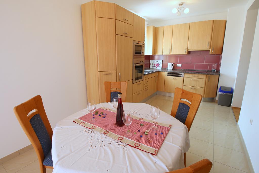 Apartment Luzia Banjole Exterior photo